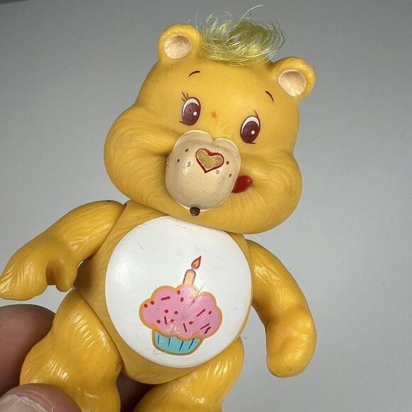 Vintage Care Bears 3” Poseable Figure Birthday Bear 1983 Kenner Cupcake Cake - Picture 7 of 7